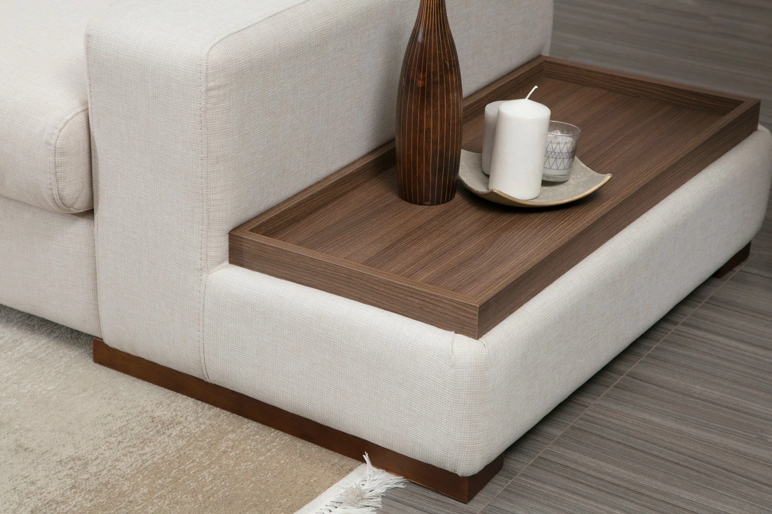Këndore Atelier del Sofa, Loop 18, e bardhë, me tavolinë anësore