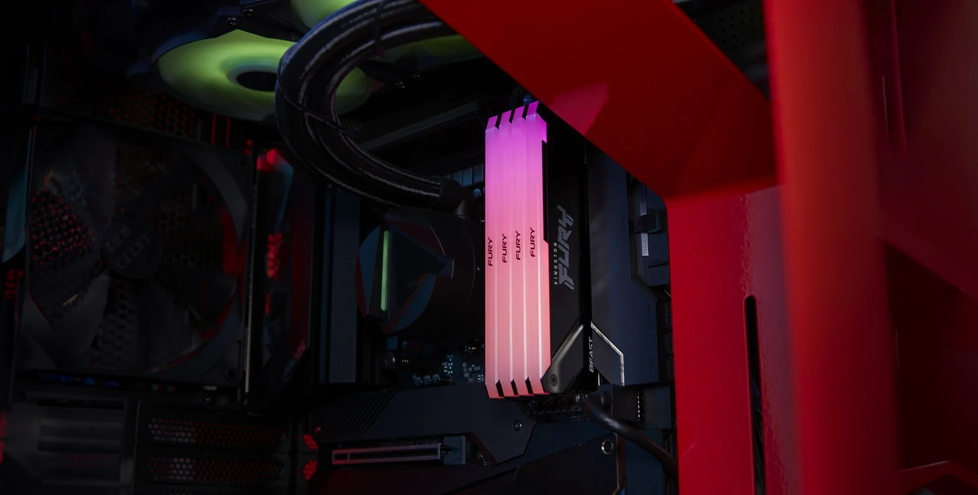 RAM Memorje Kingston FURY 16GB 3600MT/s DDR4 CL17 Beast RGB