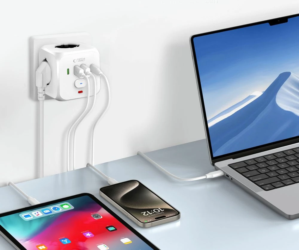 Prizë Tech-Protect PCL3X4 me 3 dalje Schuko, 2x USB-A, 2x USB-C, e bardhë