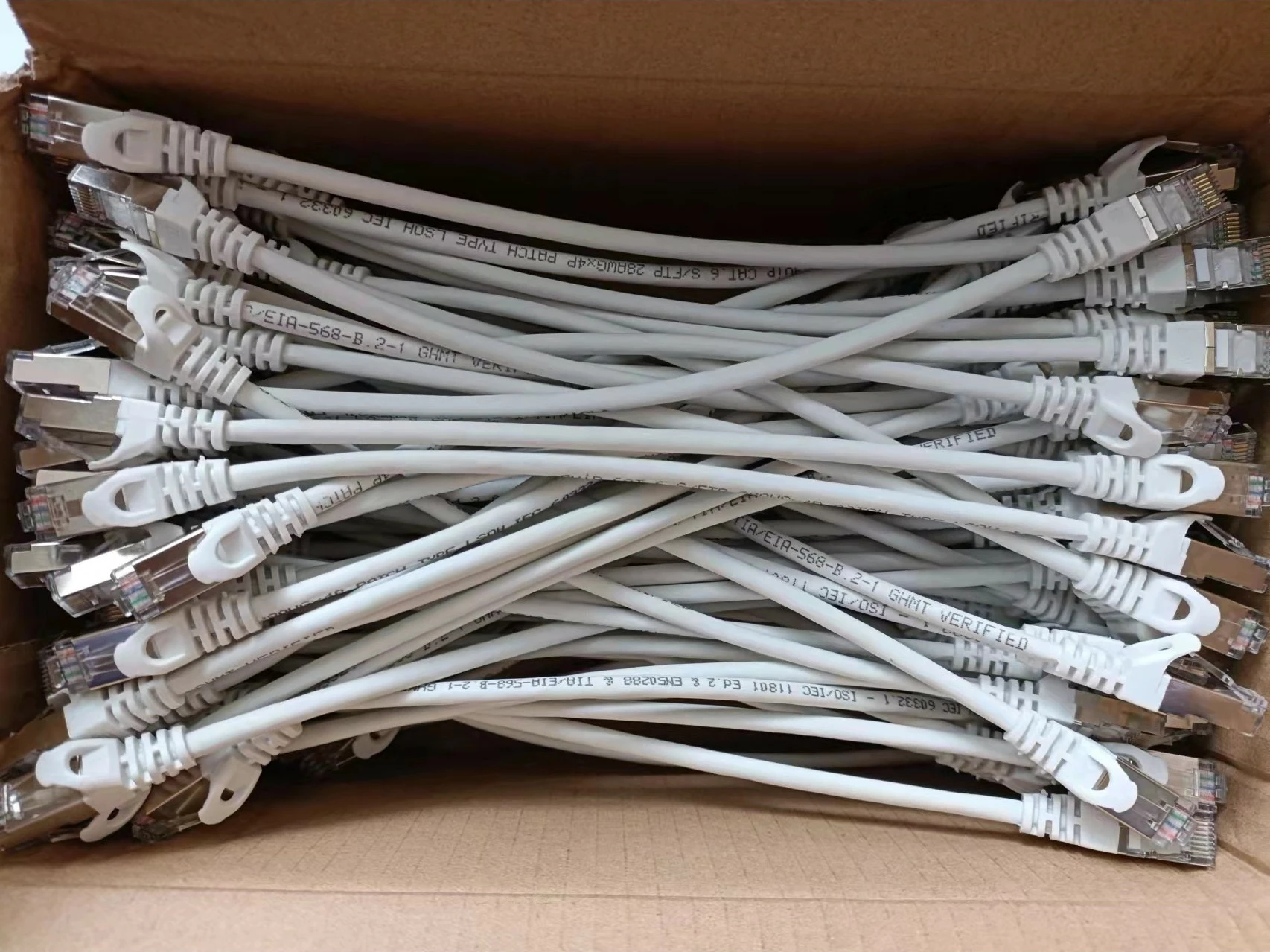 Kabllo rrjeti Cat6 Equip 0.25m S/FTP, 100 copë, e bardhë