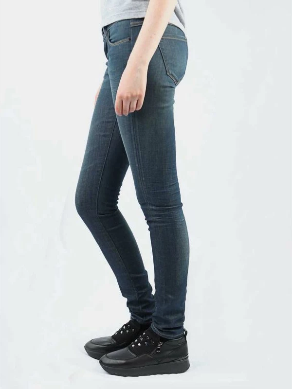 Pantallona xhins Guess femra