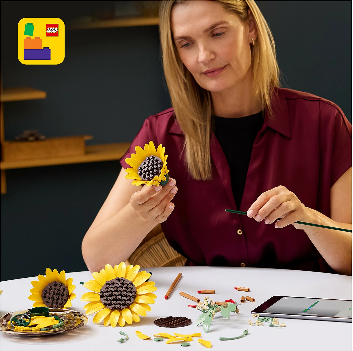 Set ndërtimi LEGO Botanicals Sunflower Bouquet 11502, 686 copë, 18+, shumëngjyrësh