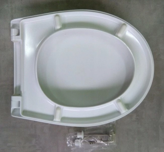 Ulëse tualeti Cersanit Trento, duroplast antibakterial, mentezha metalike, 44.3 x 36.3 cm, bardhë
