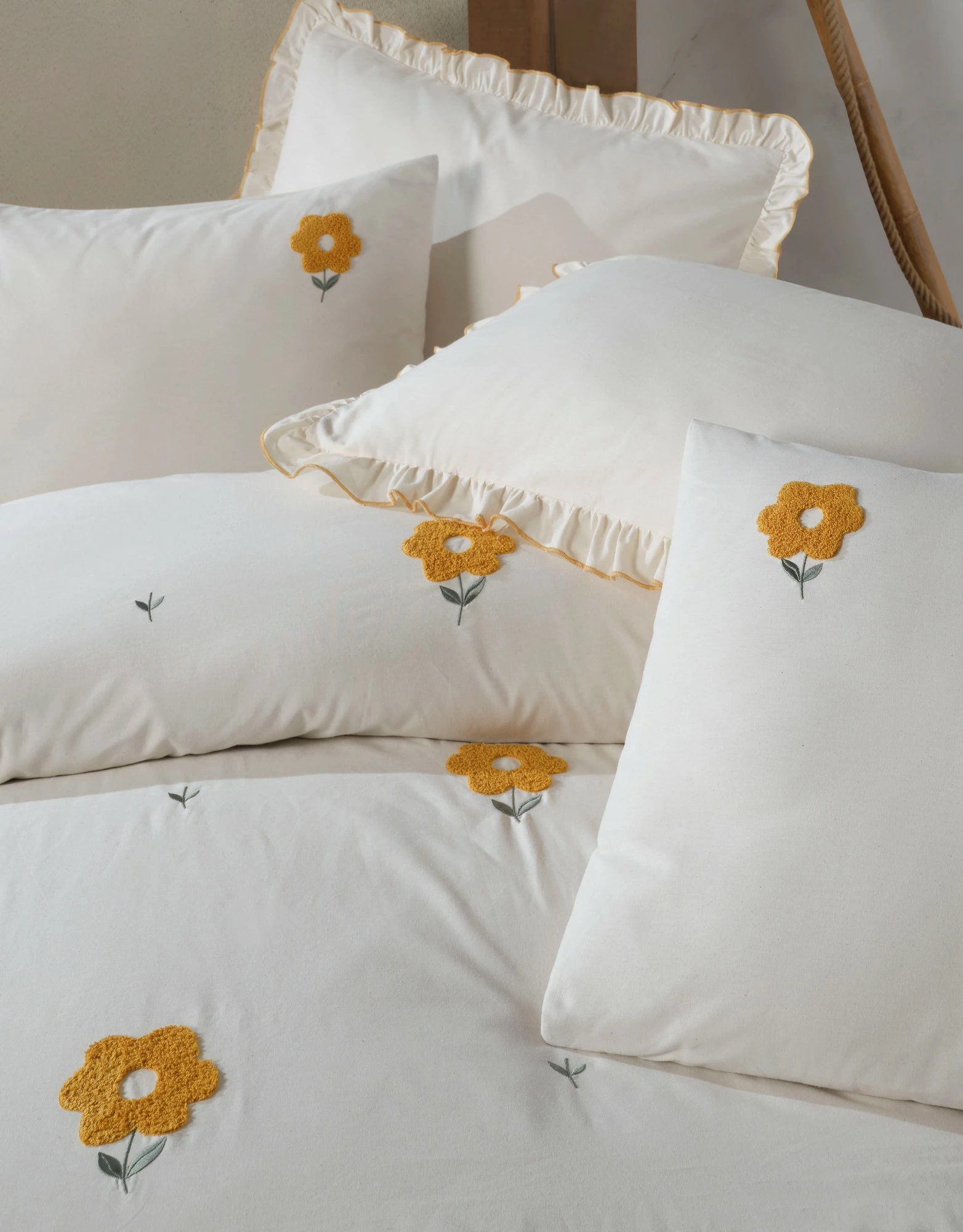 Set mbulesë dysheku dopio Florita, ngjyrë e verdhë