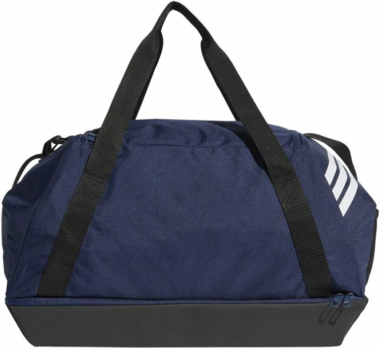 Çantë sportive adidas, mesatare