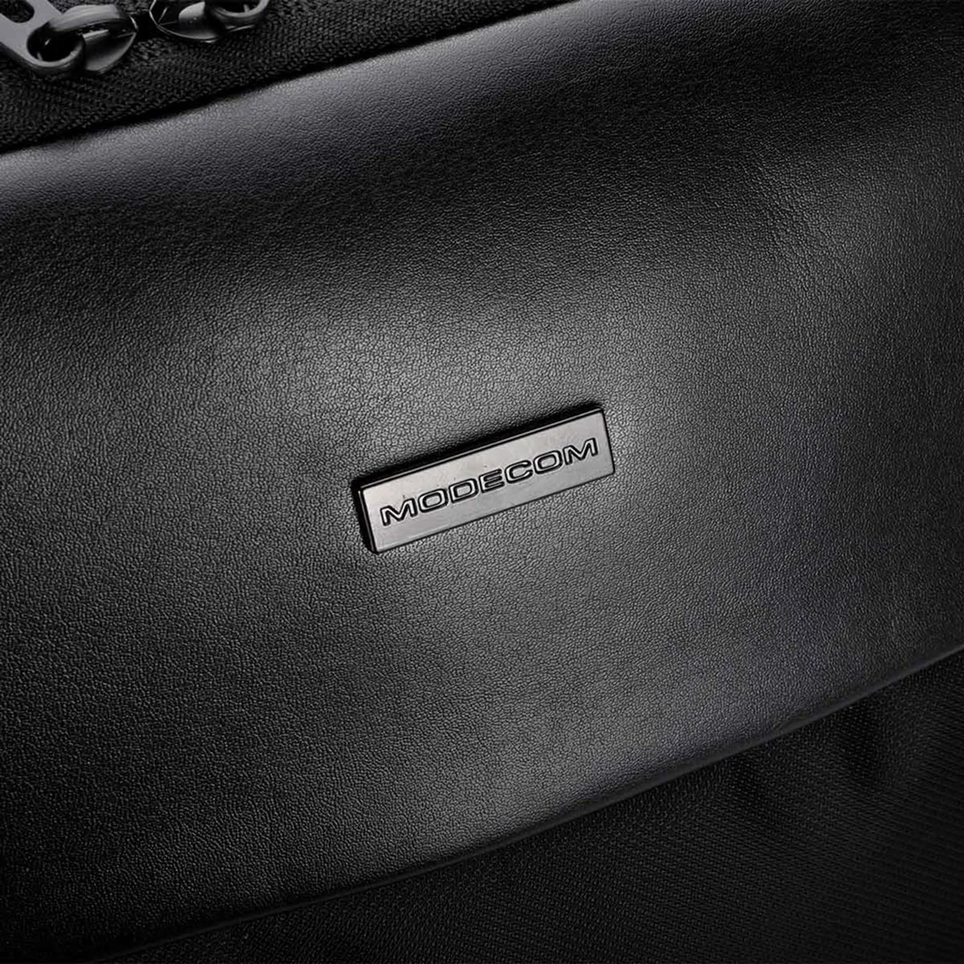 Çantë shpine për laptop Modecom Active 15 15.6" me portë USB, e zezë