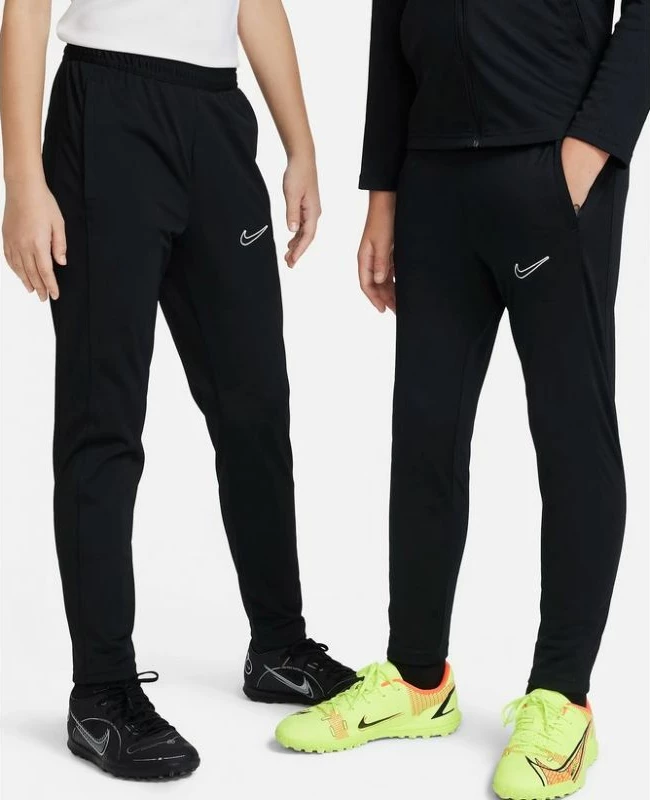 Trenerka për fëmijë Nike, e zezë [Madhësia: M]