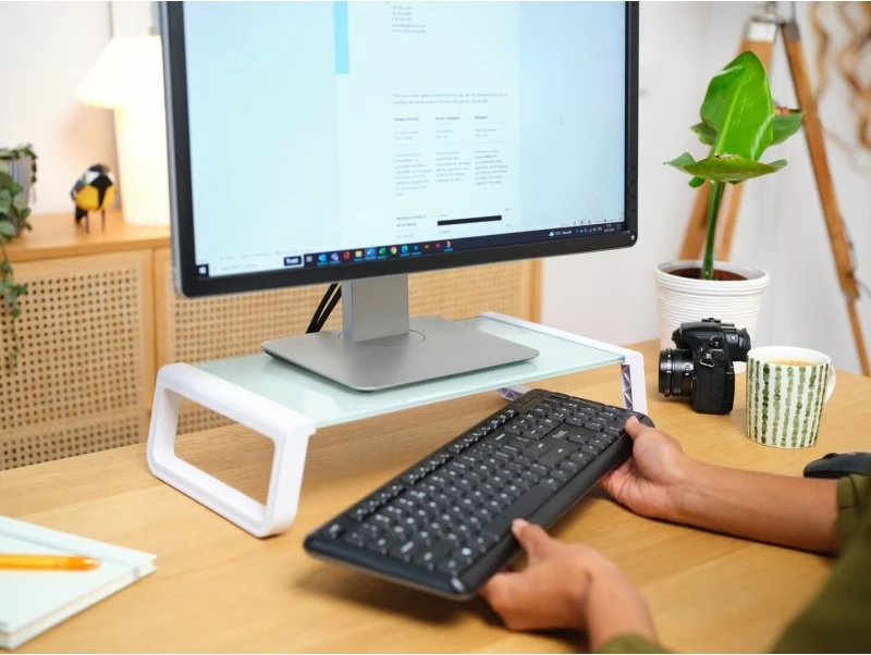 Mbajtëse monitori Trust, e bardhë