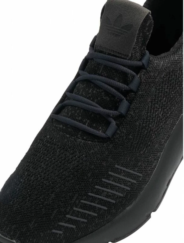 Atlete adidas për meshkuj dhe femra, të zeza [Madhësia: 36 2/3]
