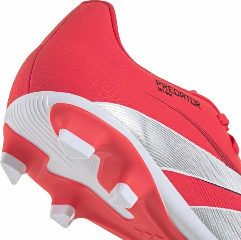 Atlete futbolli për meshkuj adidas, të kuqe [Madhësia: 44]