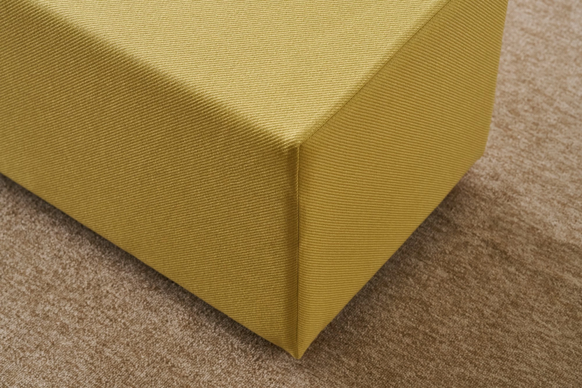 Puf i verdhë Atelier del Sofa, Urla - 3