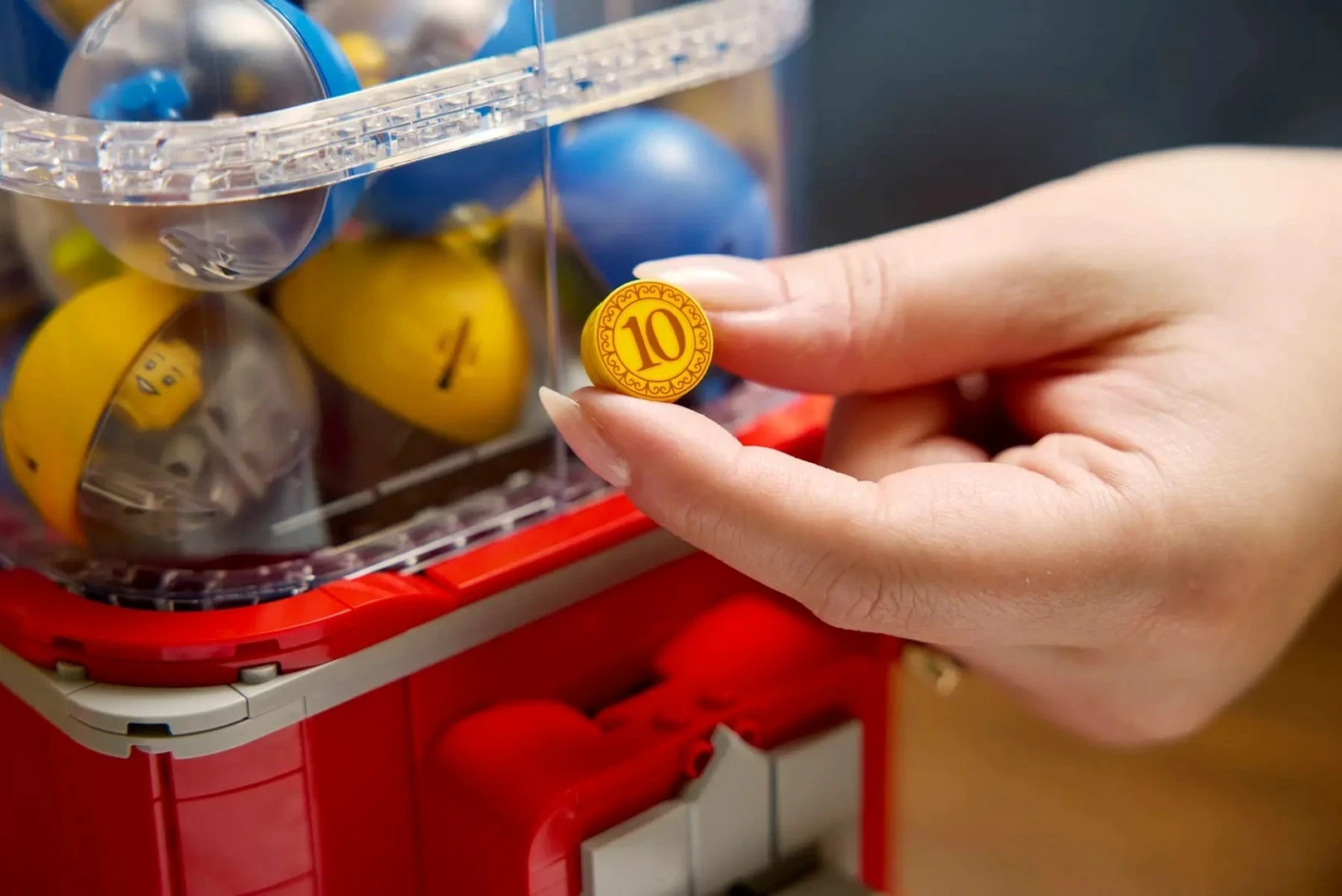 Set LEGO IDEAS 21358 Minifigure Vending Machine, për të rritur, Kuqe
