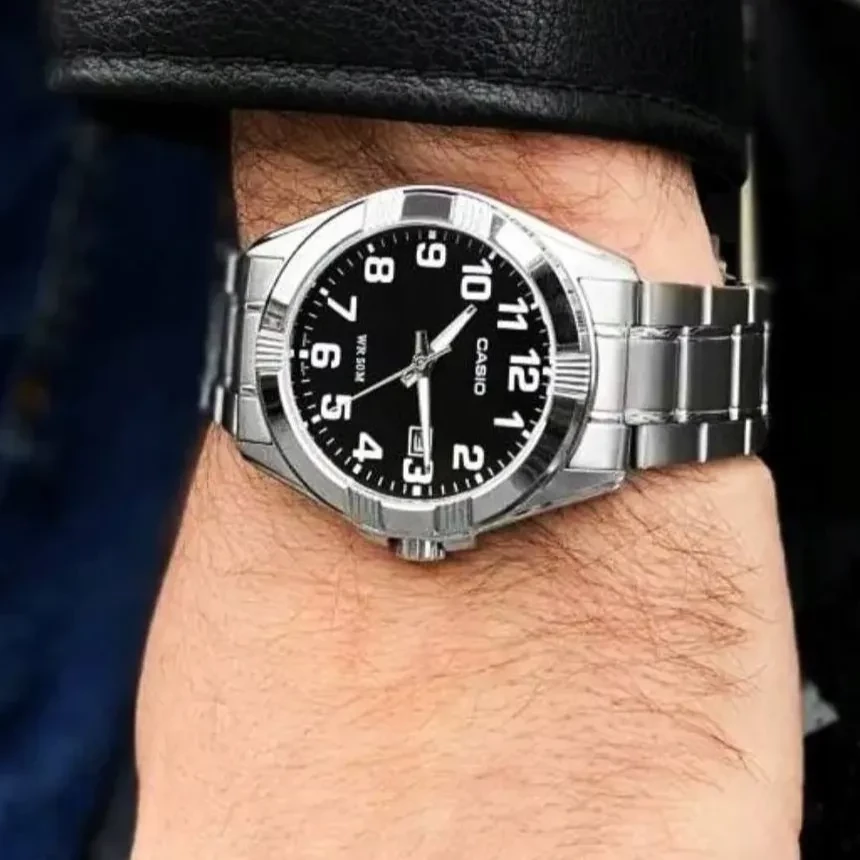 Orë dore Casio MTP-1308D-1B, e argjendtë/zezë