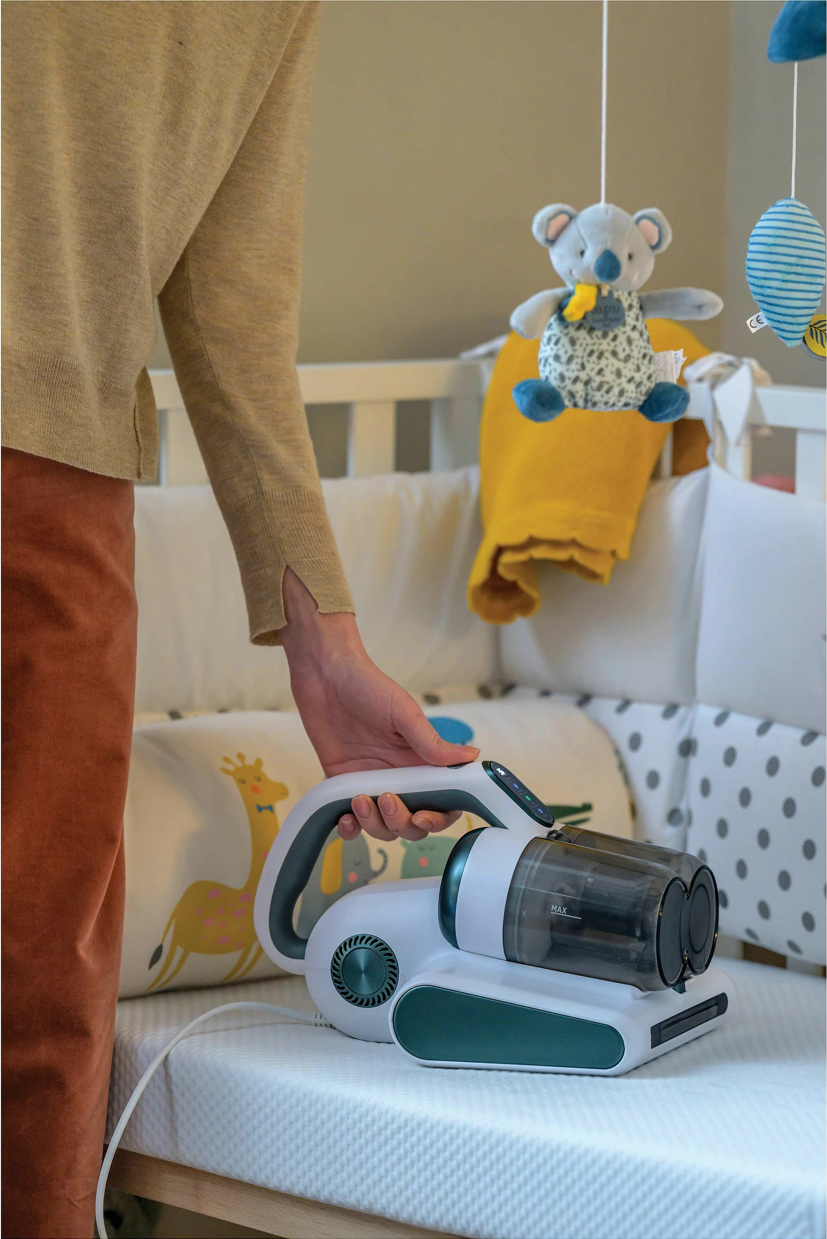 Fshesë për tapiceri Hoover HMC510UV 011, pa qese, 0.6 L, kabllo 5 m, Sage/White