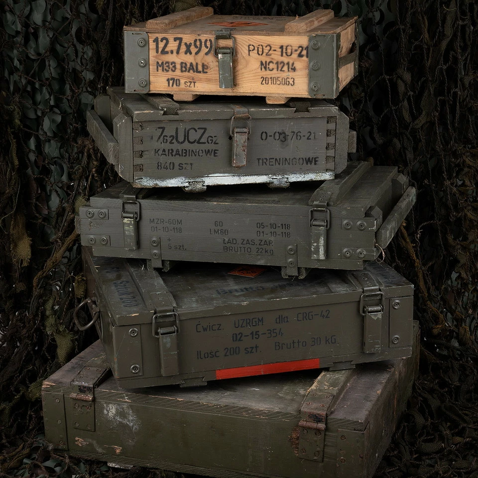 Kuti Municioni Various Wooden army box #4 set 86X42X42CM