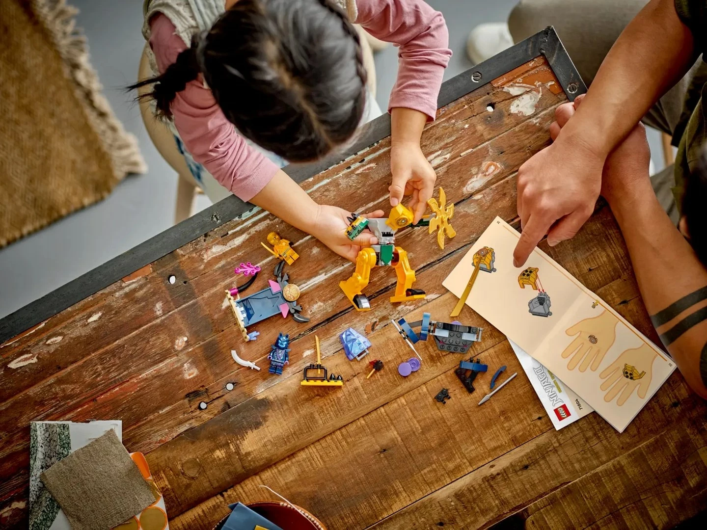 Set LEGO NINJAGO 71804 Arin's Battle Mech