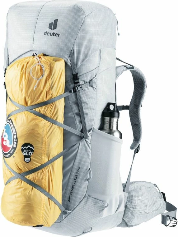 Çantë shpine Deuter, për meshkuj dhe femra