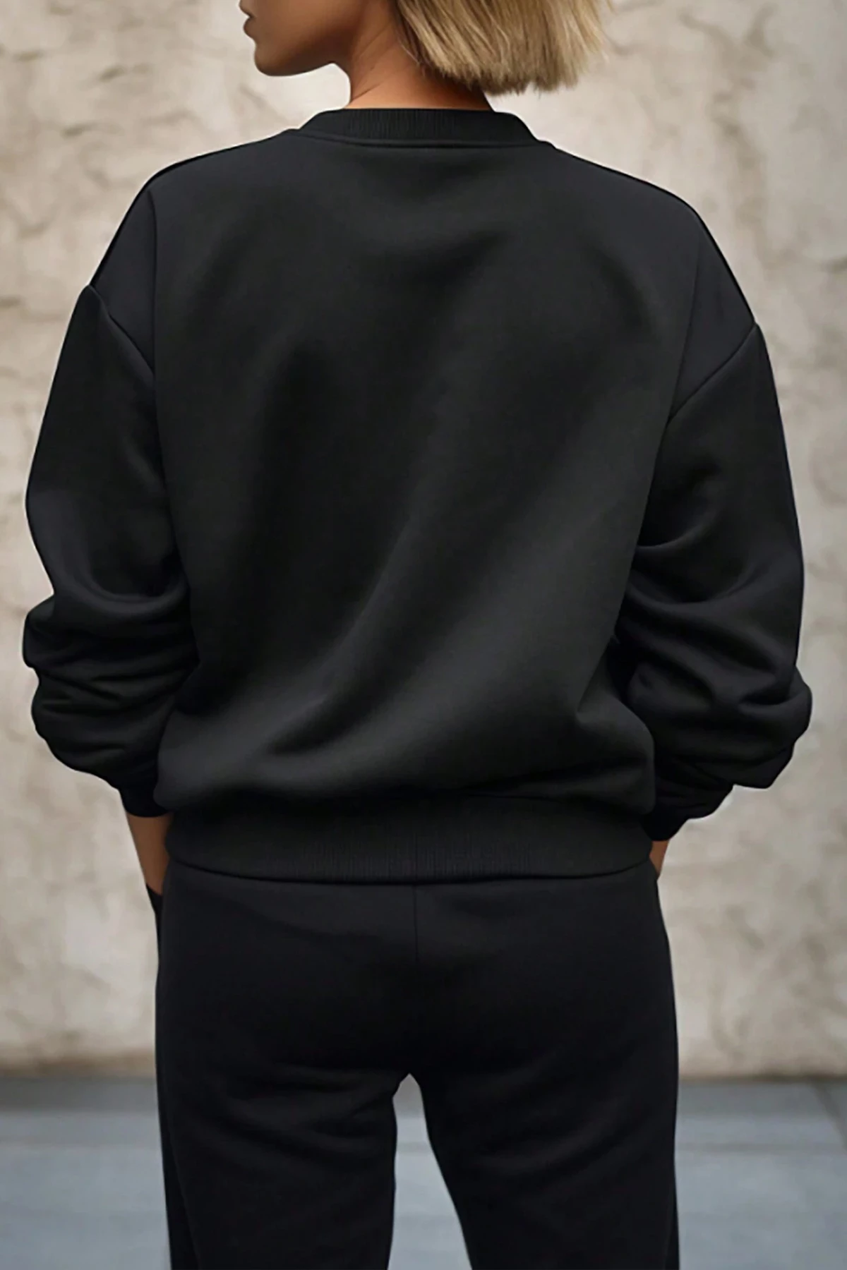 Trenerka unisex ONLYTRENDWEAR, e zezë