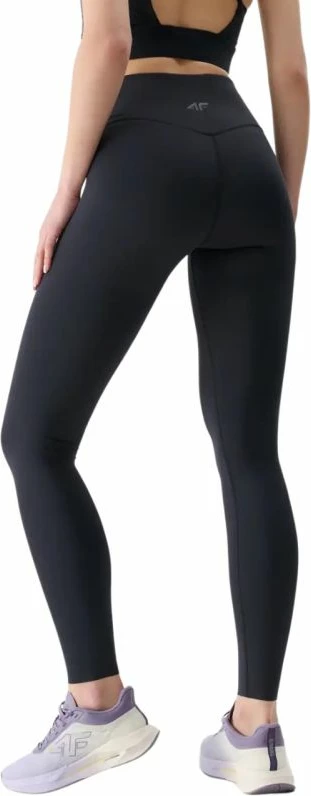 Hellonka për femra 4F, të zeza