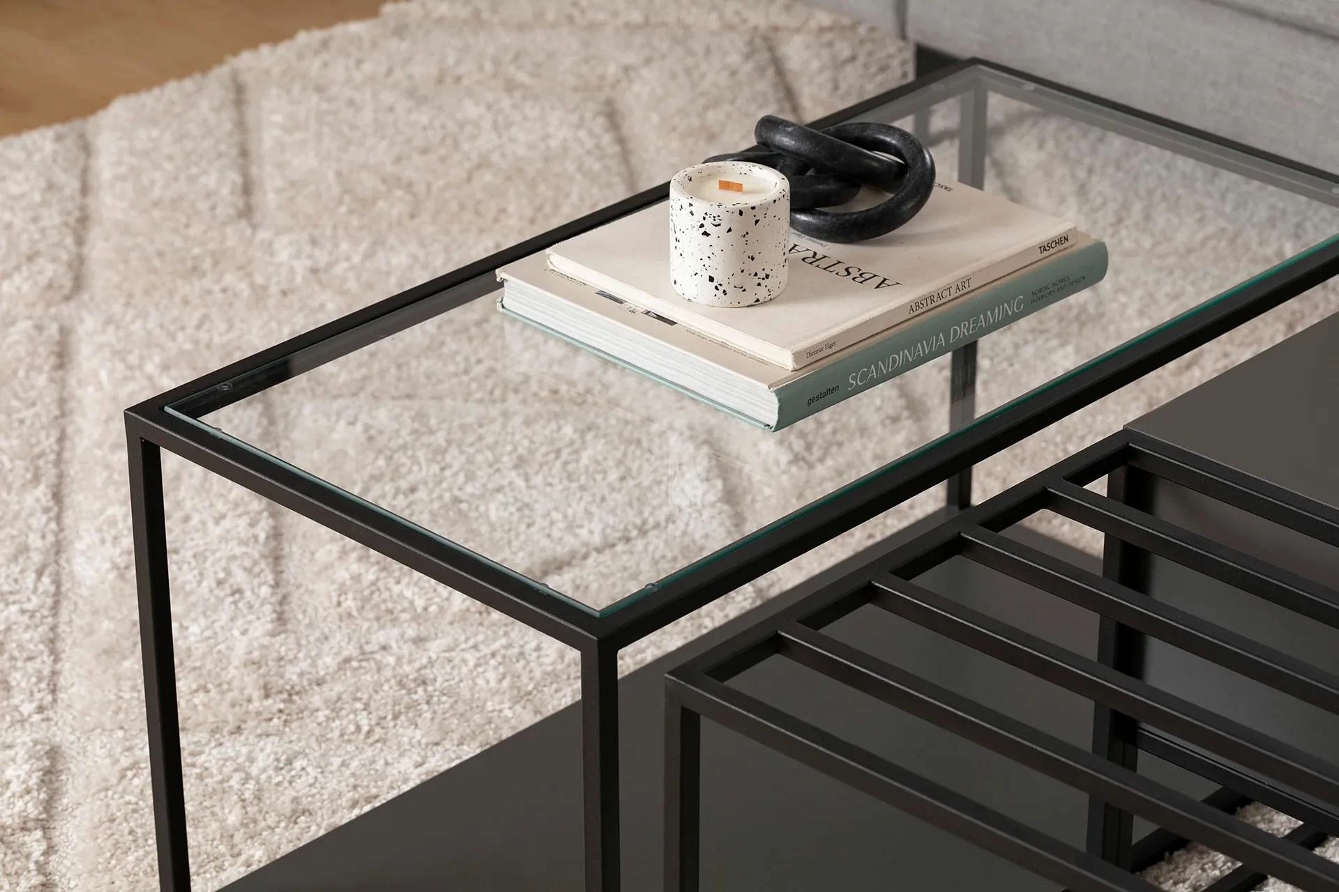 Tavolinë kafeje Charlotte, Skye Decor, ngjyrë e zezë