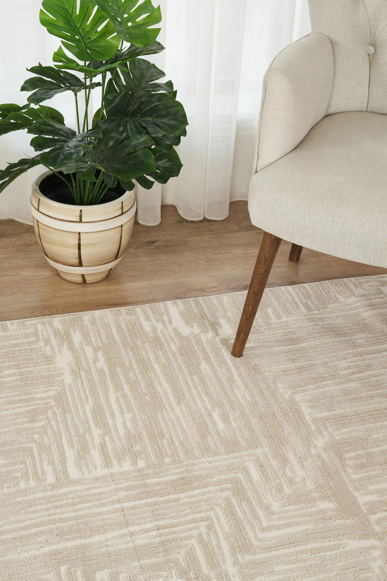 Qilim (200 x 290) Conceptum Hypnose, Marla 2005 - bezhë