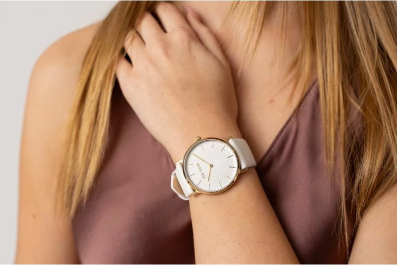 Orë dore për femra Paul Lorens, e bardhë