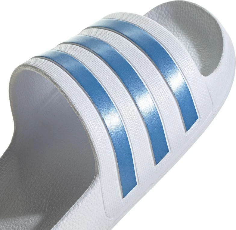 Papuqe për not adidas Adilette Aqua, të bardha dhe blu [Madhësia: 39]