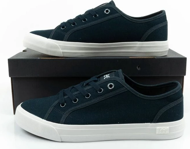 Atlete meshkuj Lee Ava Low, të kaltërta