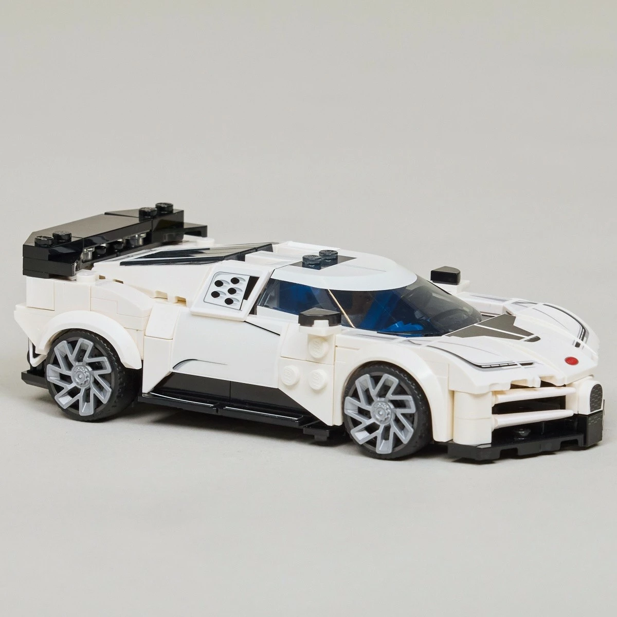 Set LEGO Speed Champions Bugatti Centodieci 77240, 291 pjesë, e bardhë