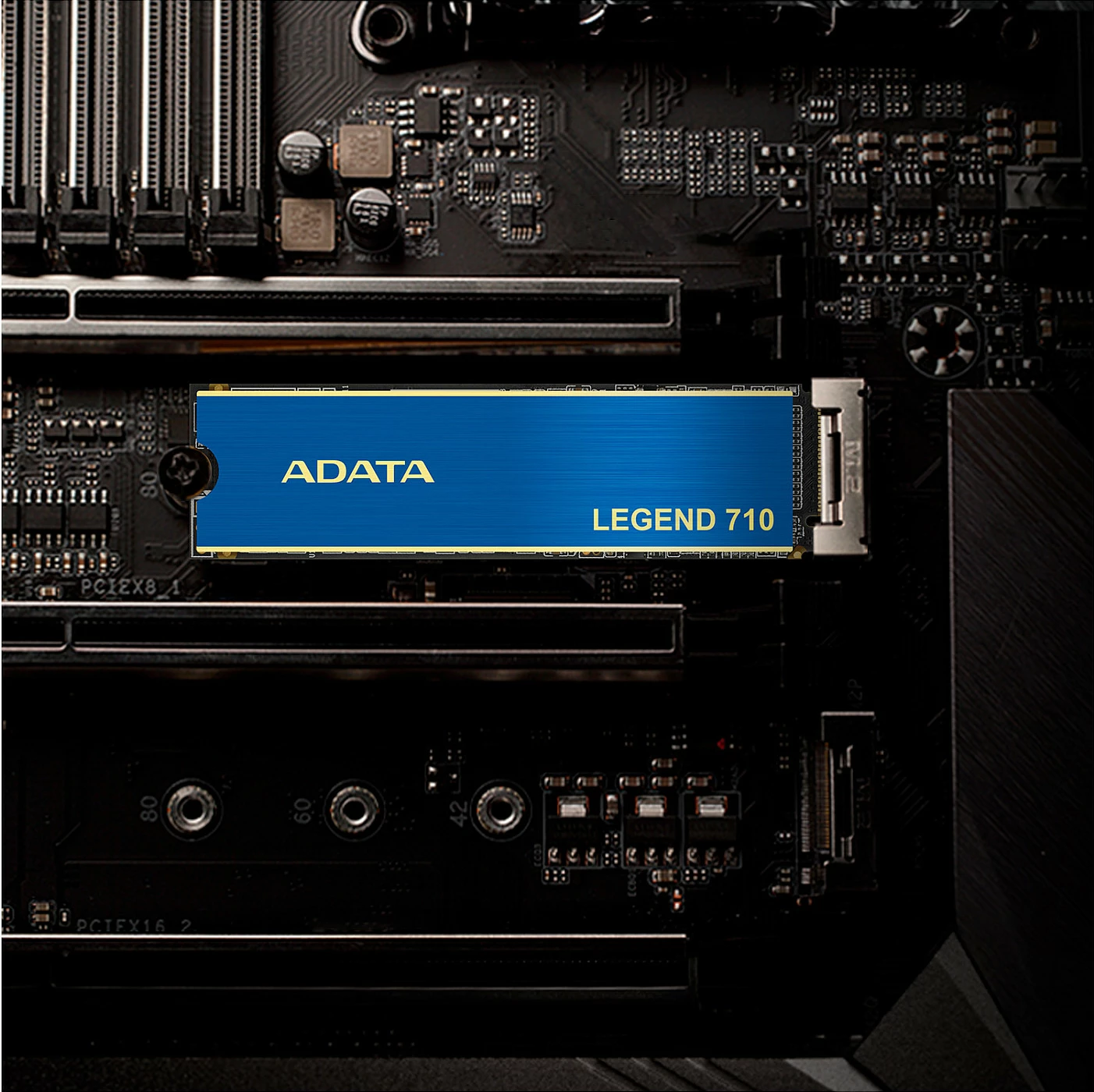 SSD ADATA LEGEND 710 256GB, M.2 2280, NVMe PCIe 3.0 x4, blu/ari
