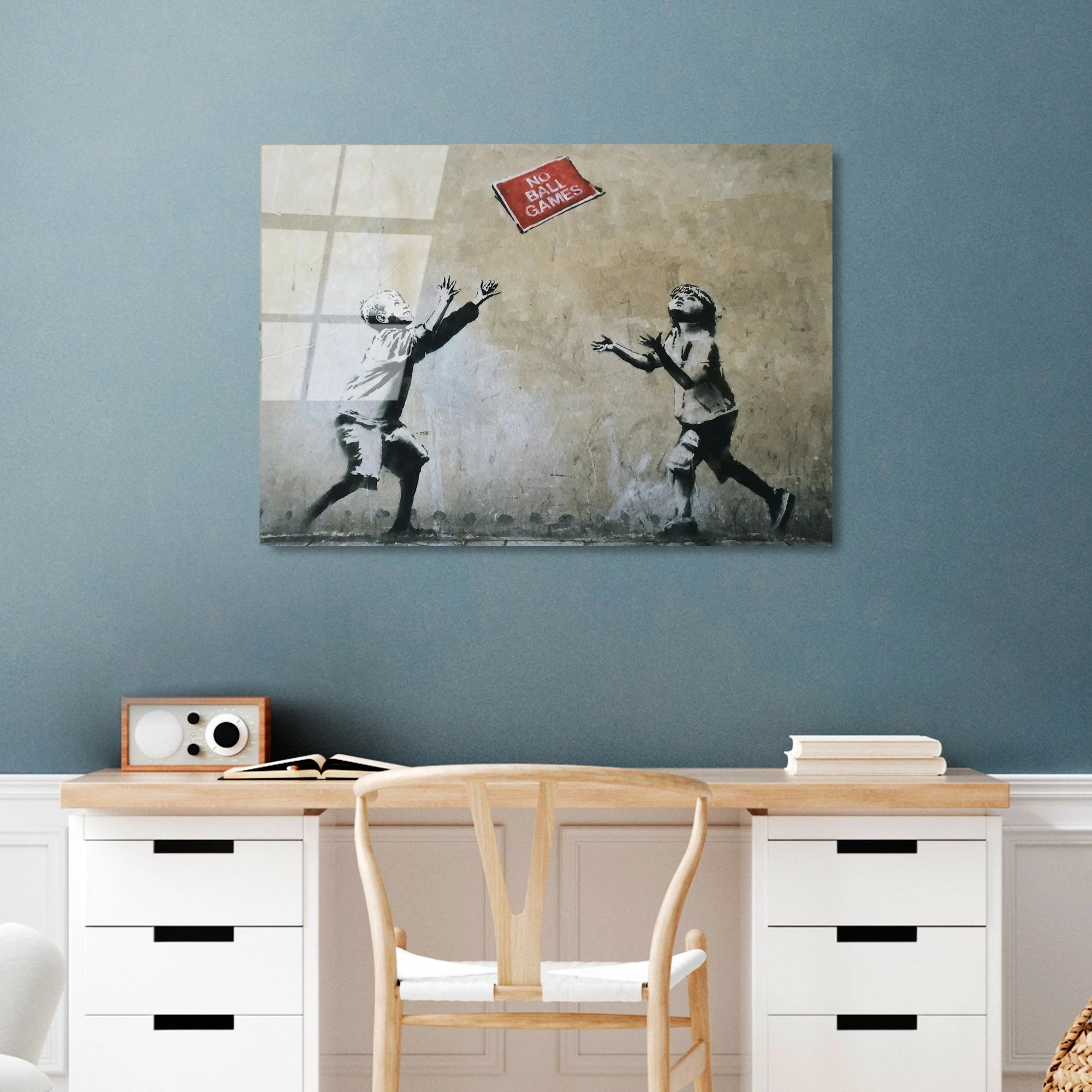 Pikturë dekorative në xham të temperuar, Banksy, shumëngjyrëshe, 45x65cm