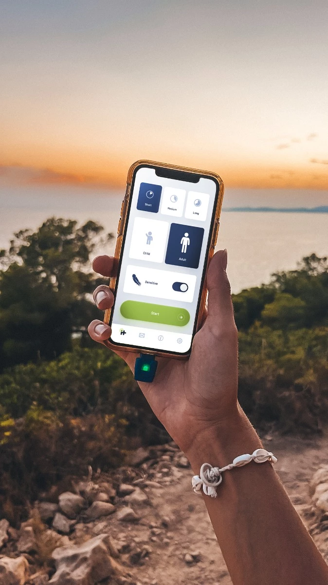 Pajisje kundër pickimeve të insekteve HEAT IT V3 USB-C, e kaltër
