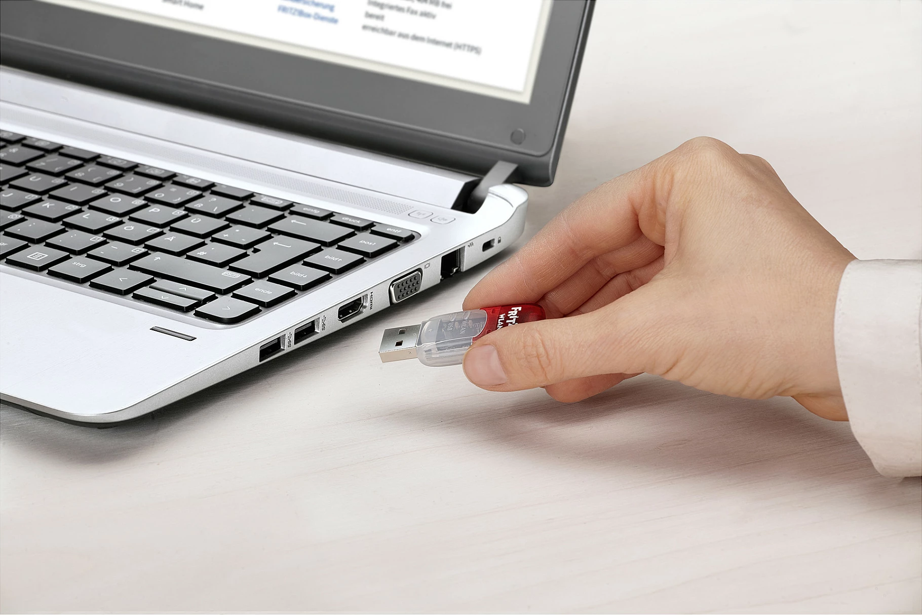 USB Wi-Fi adapter AVM FRITZ!WLAN AC 430 MU-MIMO, 433 Mbit/s, dual-band, i kuq