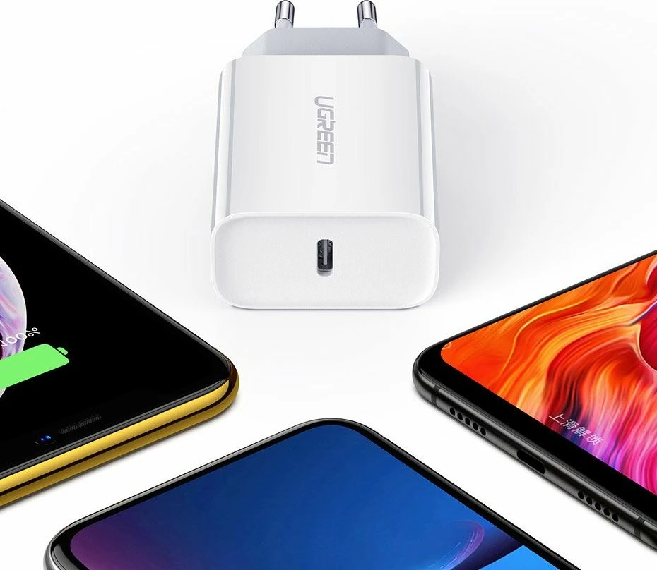 Karikues Ugreen CD137 18W 1x USB-C PD/QC 3A argjendtë/bardhë