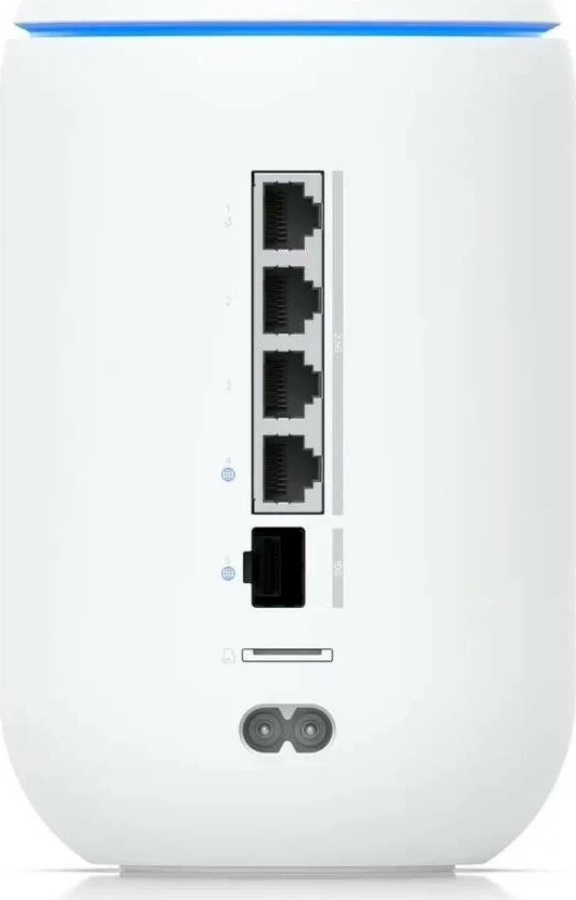 Router Ubiquiti UDR7, i bardhë