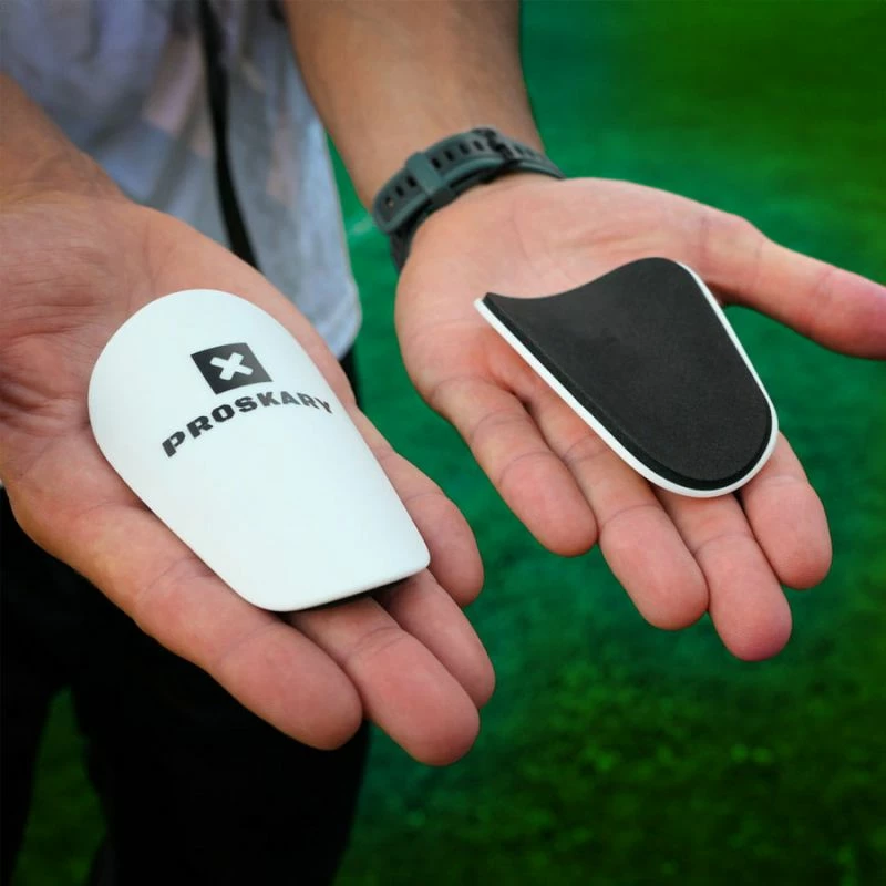 Mbrojtëse kërcini Proskary, të bardha