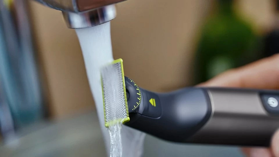 Makinë rroje Philips OneBlade Pro 360 QP6652/61 për fytyrë dhe trup, Krom