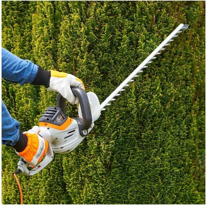 Prerëse elektrike për gardh VONHAUS 2515206 710W, teh 61cm, prerje 24mm, kabllo 10m, bardhë/zezë/portokalli