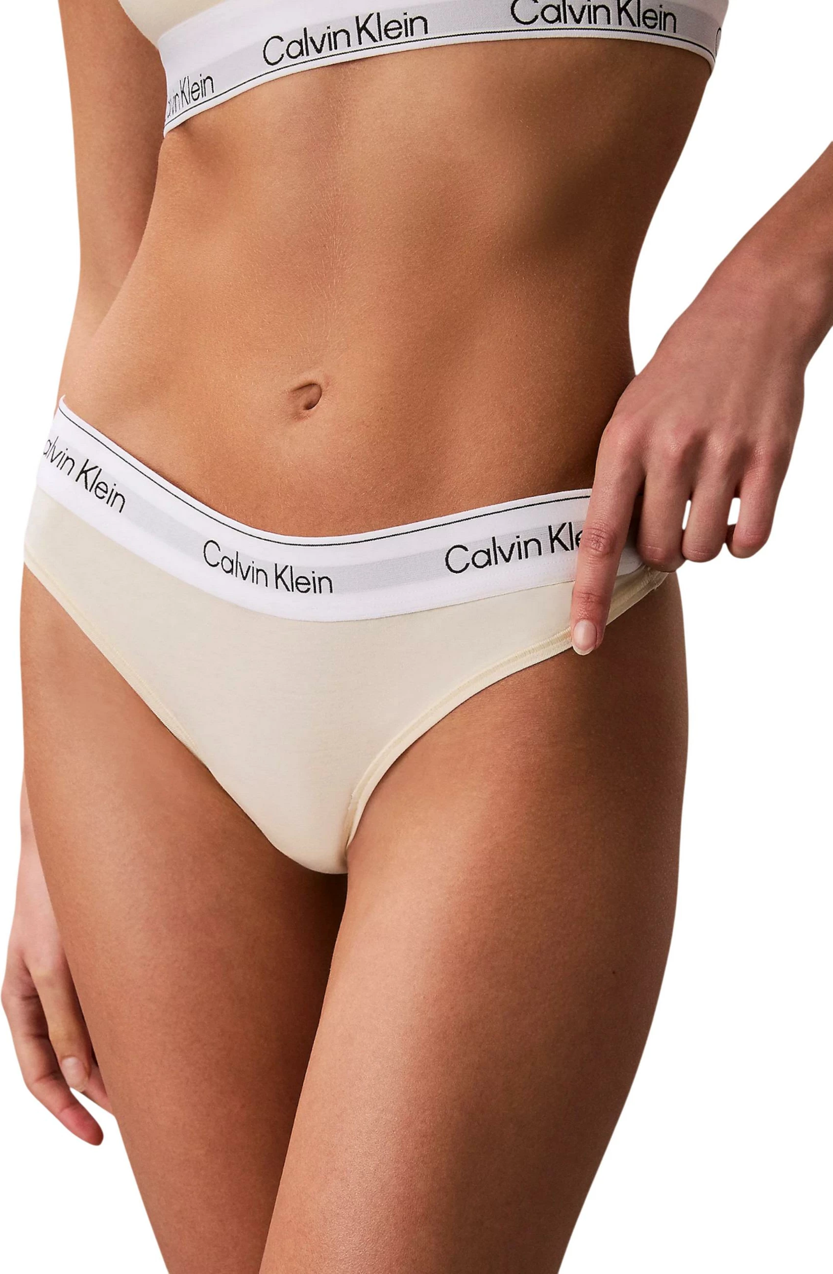 Tanga Calvin Klein Underwear LV00QF8518, për femra, krem