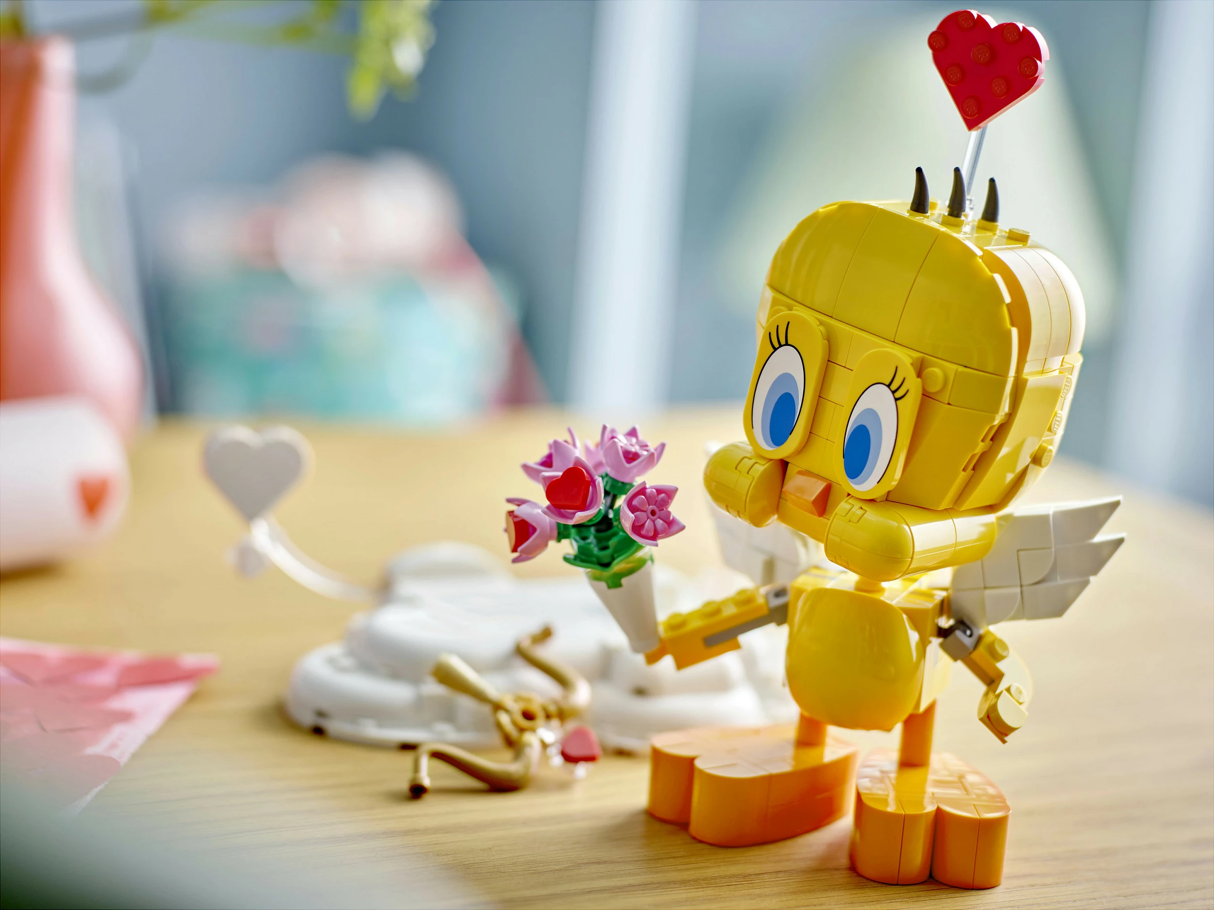 Set ndërtimi LEGO Iconic Sweetheart Tweety Bird 40824, 412 pjesë, 12+, shumëngjyrësh