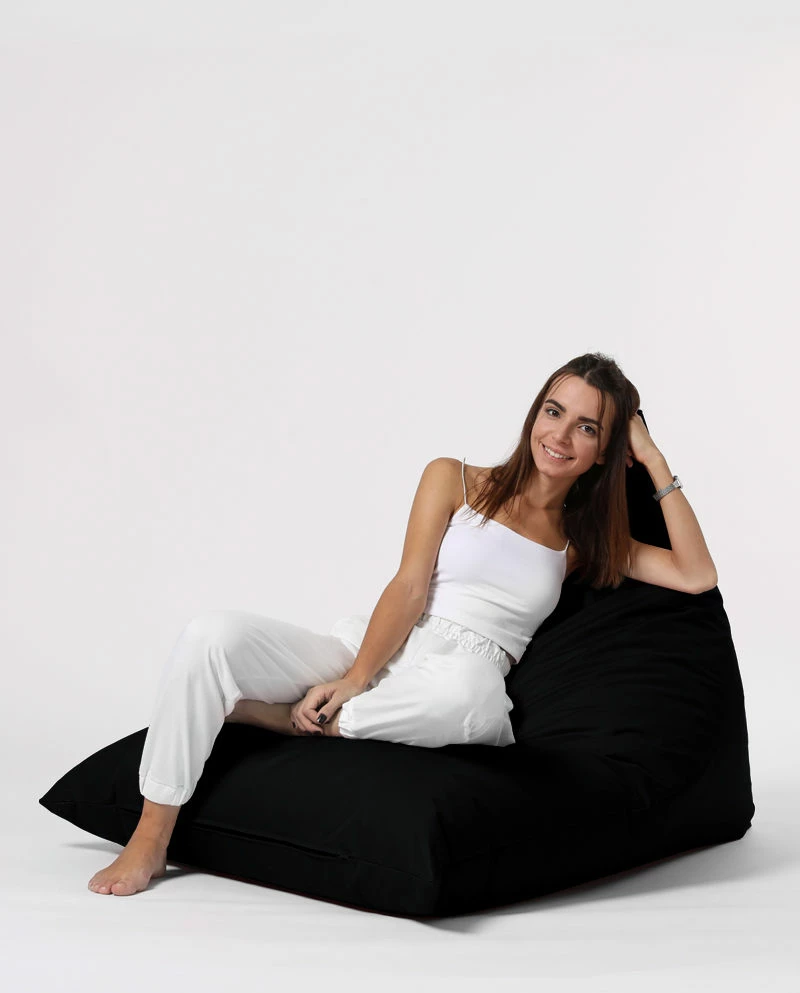 Qese ulëse për kopsht, formë piramide, e zezë, Atelier del Sofa, Pyramid Big Bed Pouf