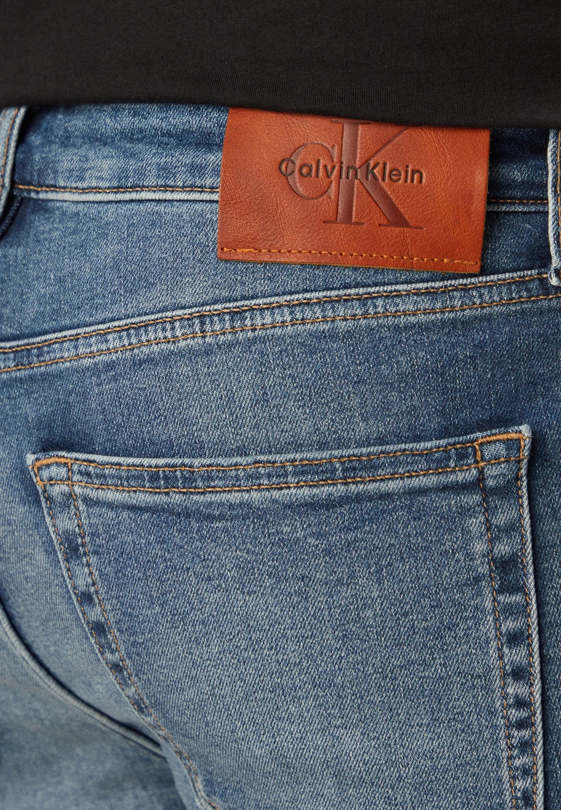 Xhinse për meshkuj Calvin Klein Jeans LV04RG793G, blu denim [Madhësia: W30 L32]