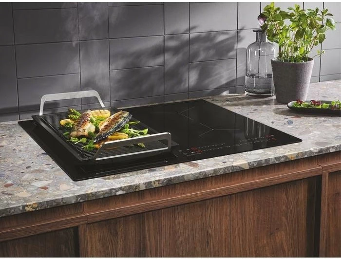 Pllakë gatimi me induksion Electrolux Bridge 600 SaphirMatt SE EIV63443CT 59 cm 4 zona 7.2 kW e integrueshme, e zezë