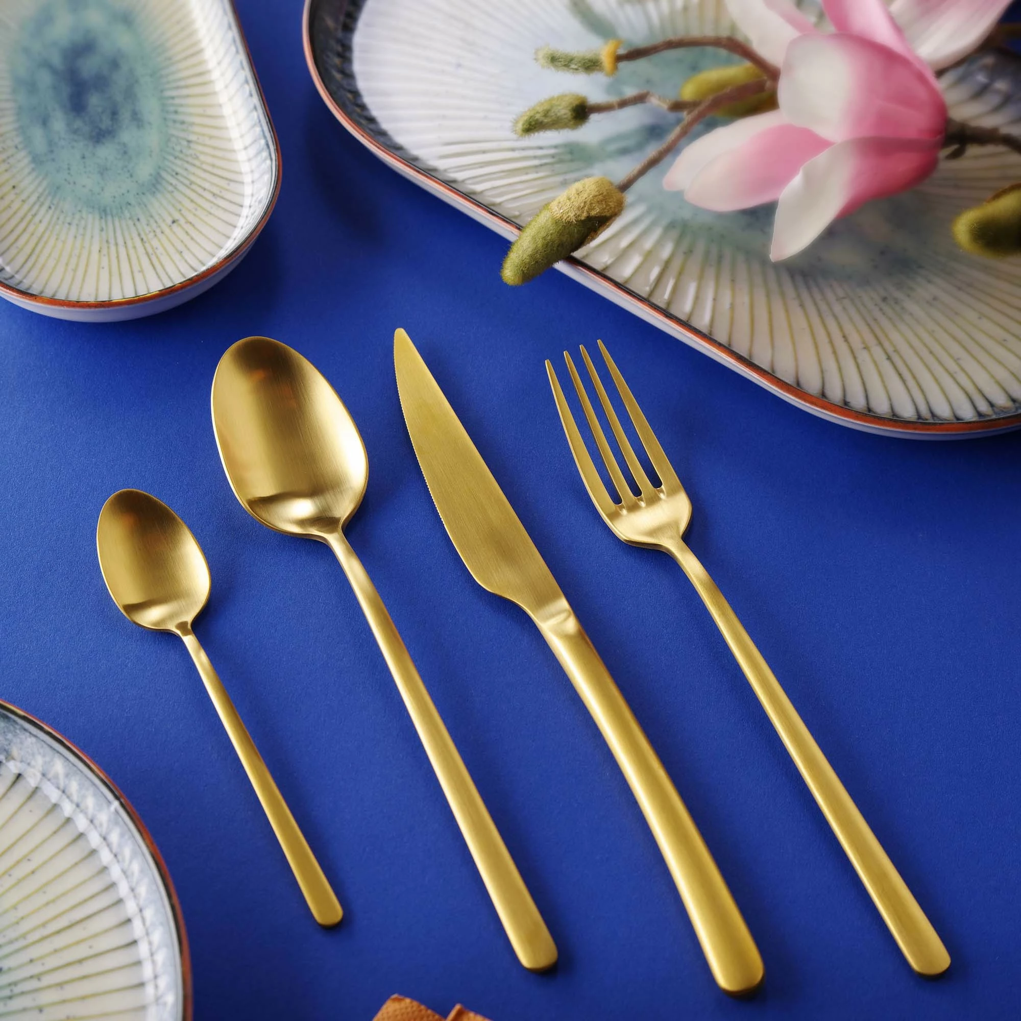 Lugë tavoline OVE Amarone Gold 211 mm, çelik inox 18/10, set 12 copë, e artë