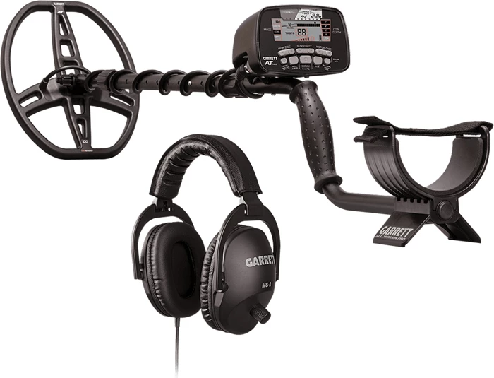 Detektor metali, Garrett, AT Pro-International, 15 kHz, i papërshkueshëm nga uji deri 3 m, spiralë 8.5" x 11" DD, me kufje