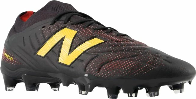 Atlete futbolli për meshkuj New Balance Tekela Pro FG V5 NBUT2FL2JW, të zeza