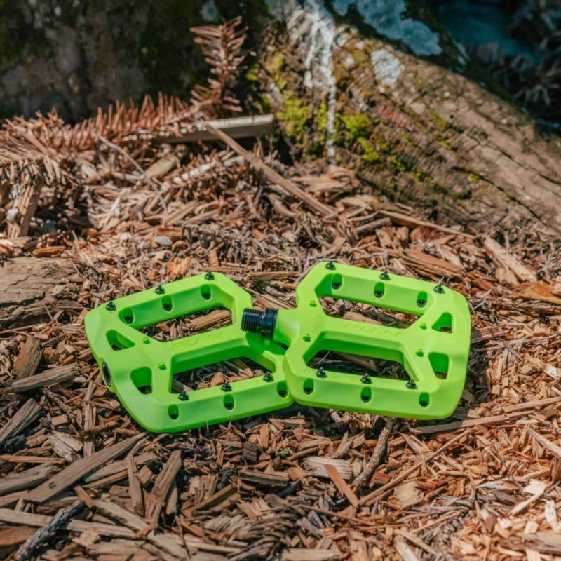 Pedale biçiklete FUNN, jeshile