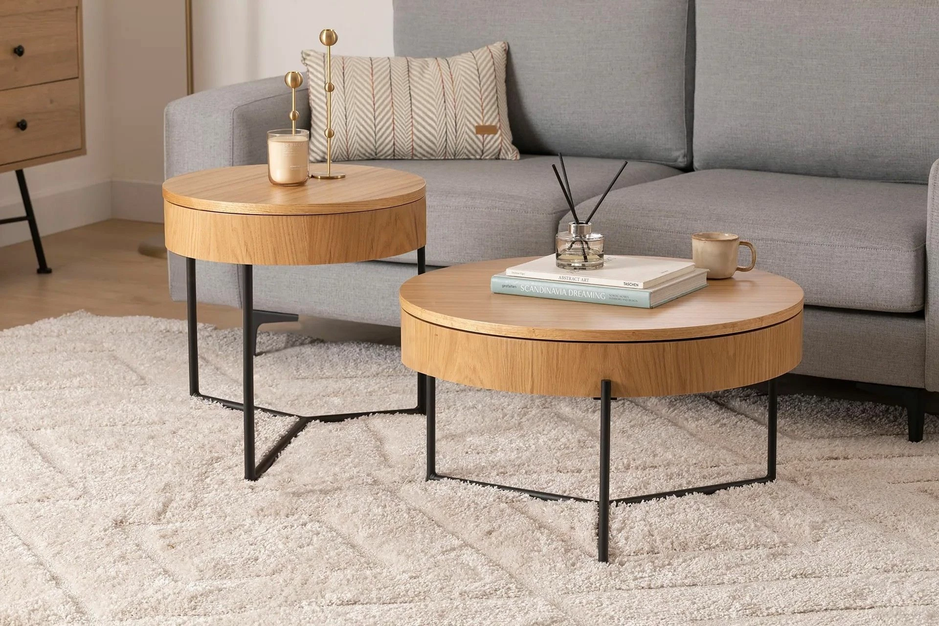 Set tavolinash ndihmëse, 2 copë, Hanah Home Islo, ngjyrë natyrale