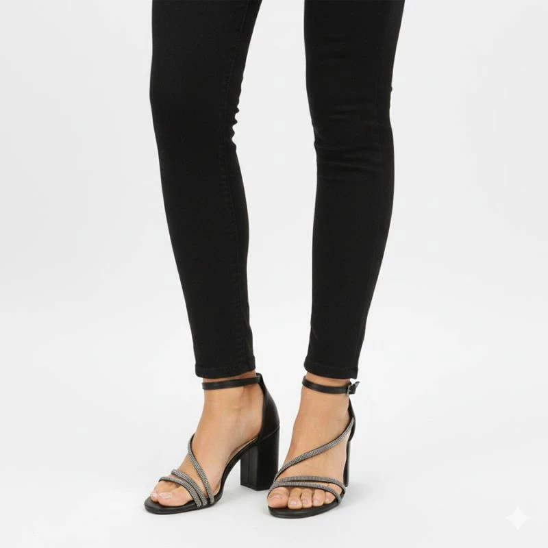 Sandale të mbyllura për femra Sabatina, bezhë