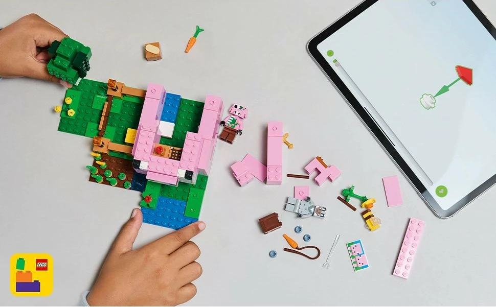 Set ndërtimi LEGO Minecraft 21268 Das Babyschwein-Haus 238 pjesë, multikolor